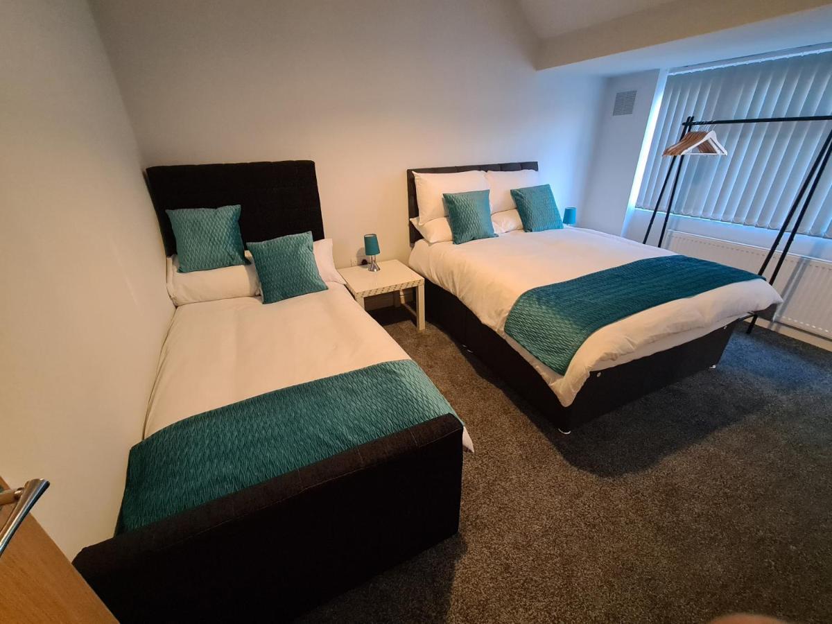 Whole House - 4 Bedrooms - Parking - Sleeps 8 Birmingham Exterior photo